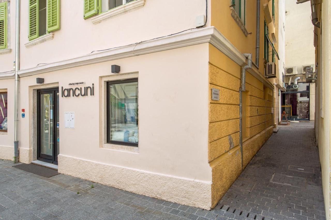 Central Apartments Dalmatina Rijeka Dış mekan fotoğraf